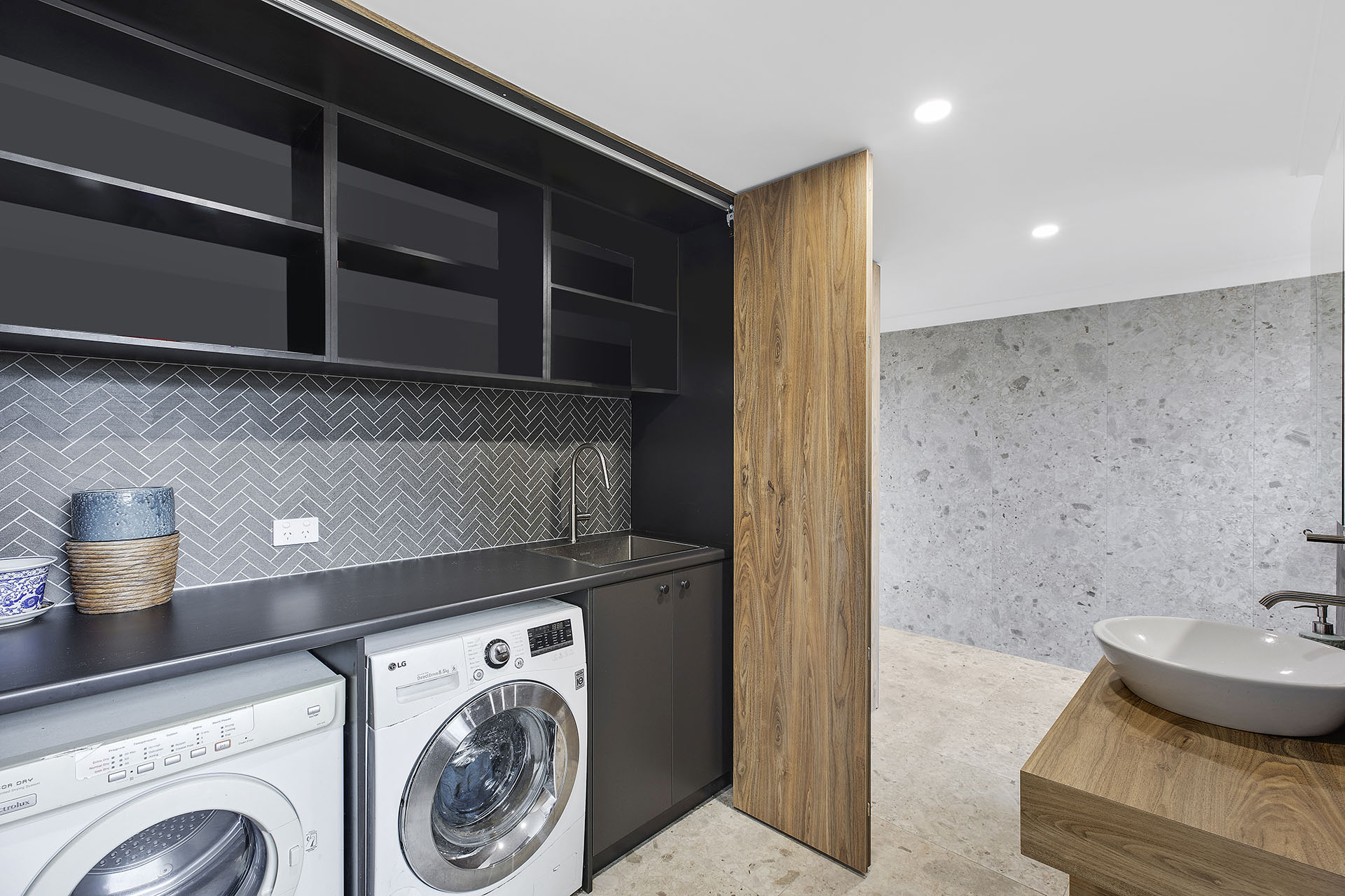 Dujour Living – Anne Zele Dujour Living - Anne Zele