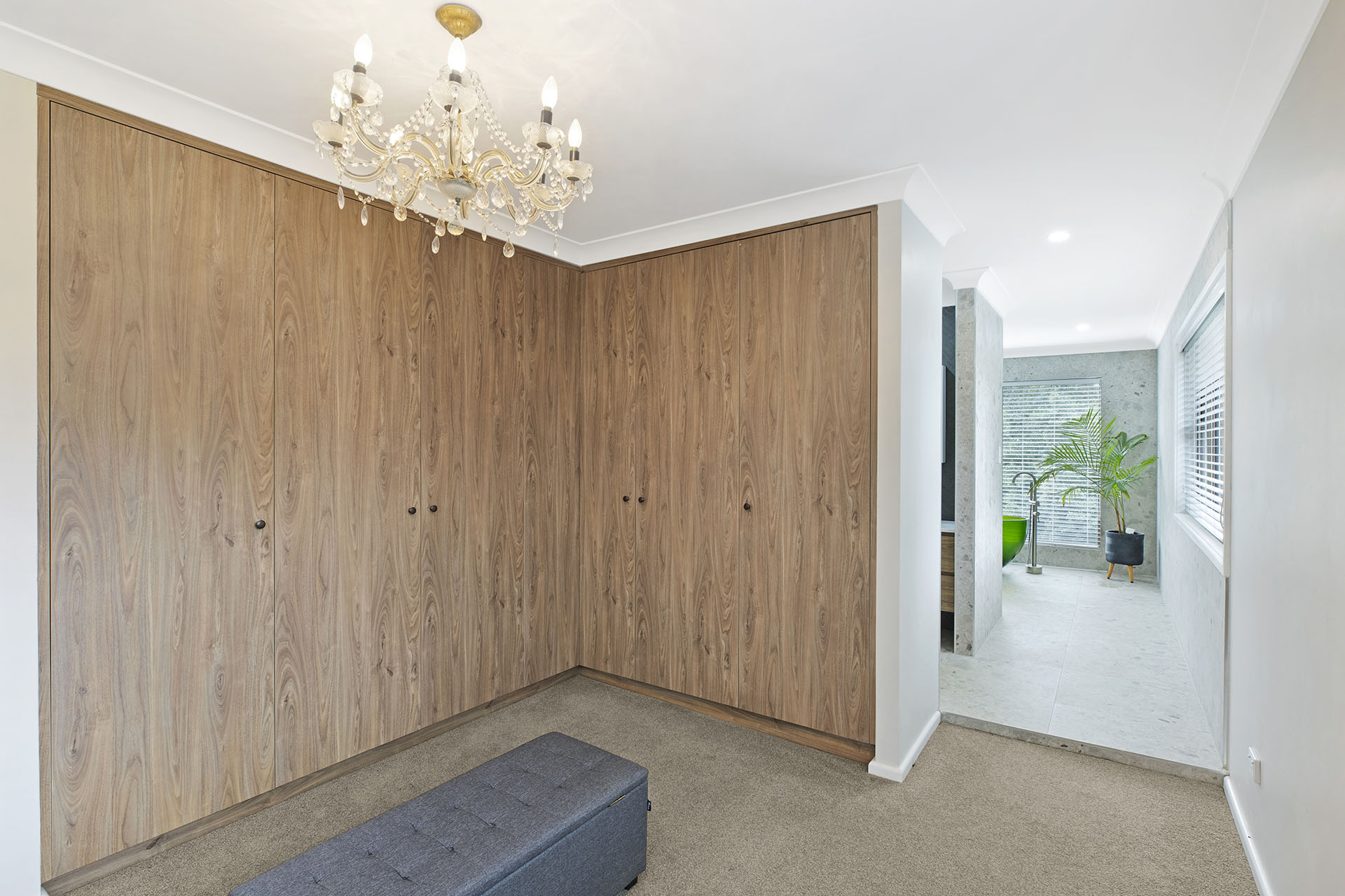 Dujour Living – Anne Zele Dujour Living - Anne Zele