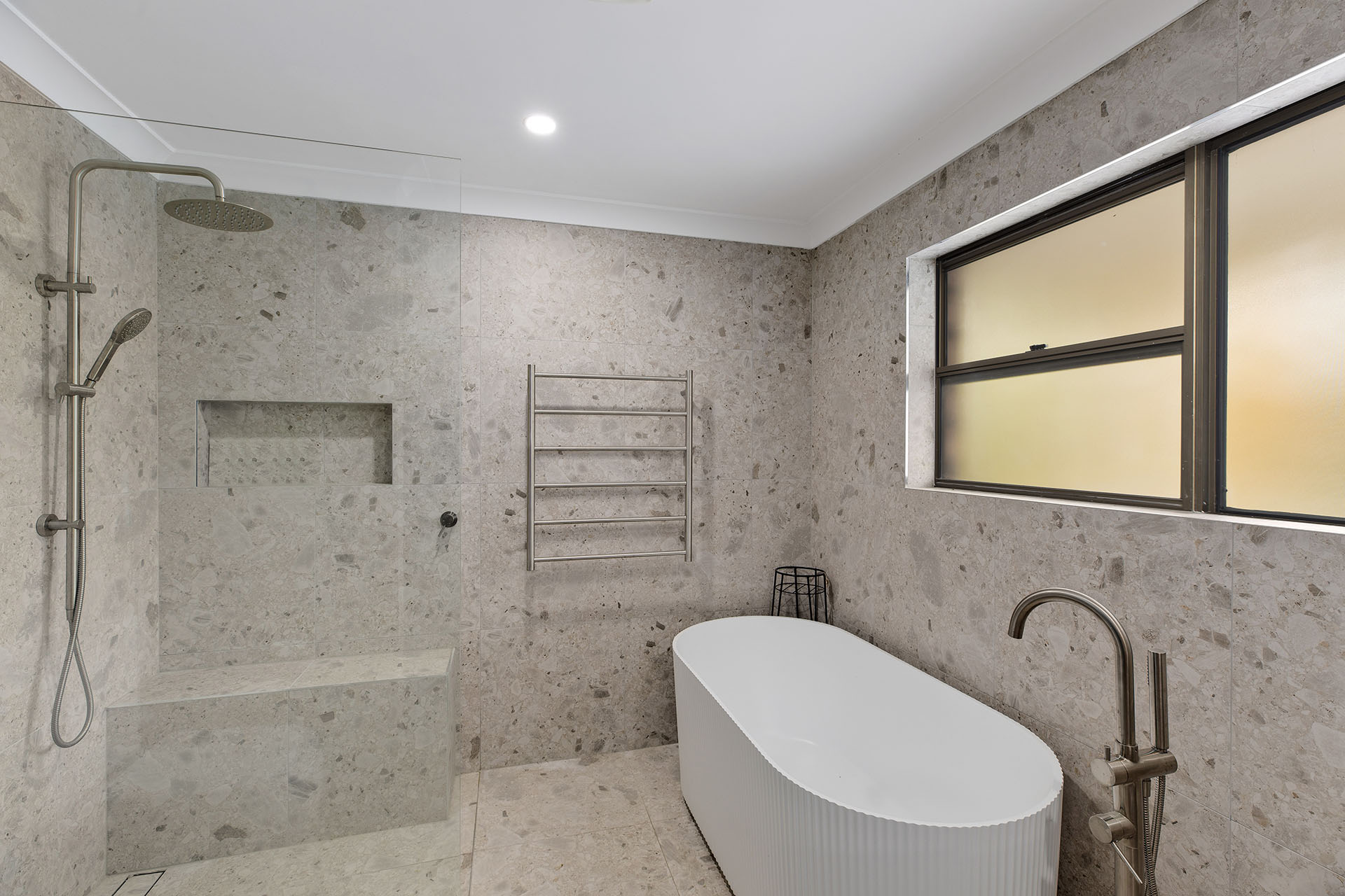Dujour Living – Anne Zele Dujour Living - Anne Zele